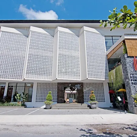 Zen Premium Dewi Saraswati Seminyak